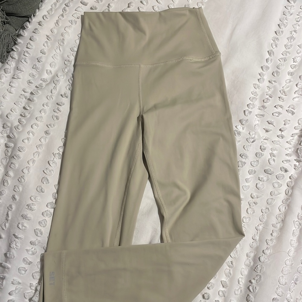 Set active leggings size XS in oat milk